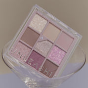 Glitterpedia Eye Palette in N°4 All Of Lavender Fog
