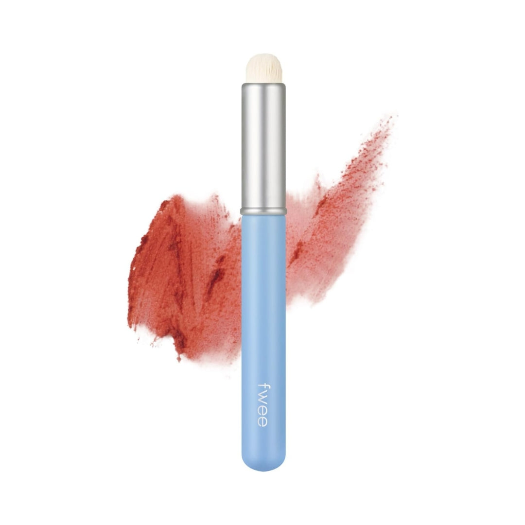 Fingerlike Lip Brush
