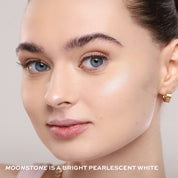 Pressed Highlighter In Moonstone