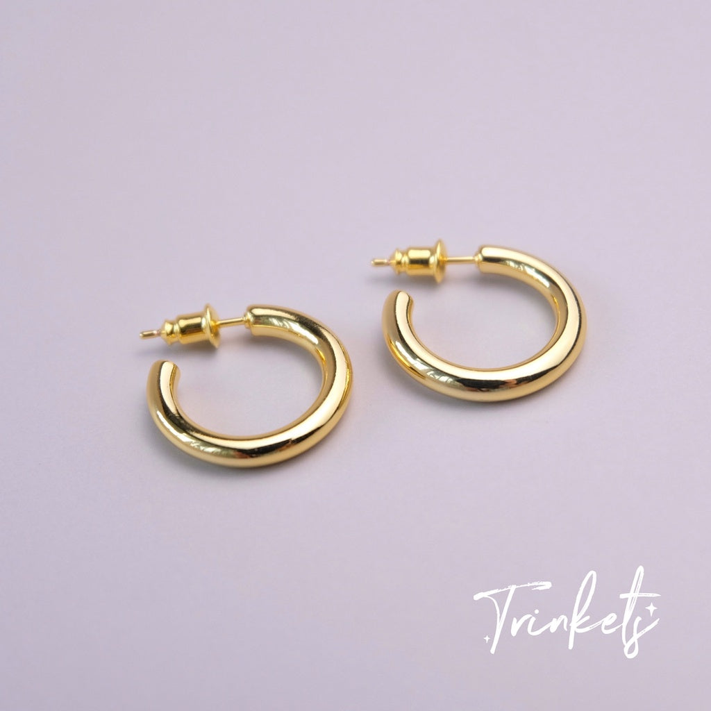 Trinkets Mini Nikita Hoop Earrings - shop cosy | buy more & get up to 10% off