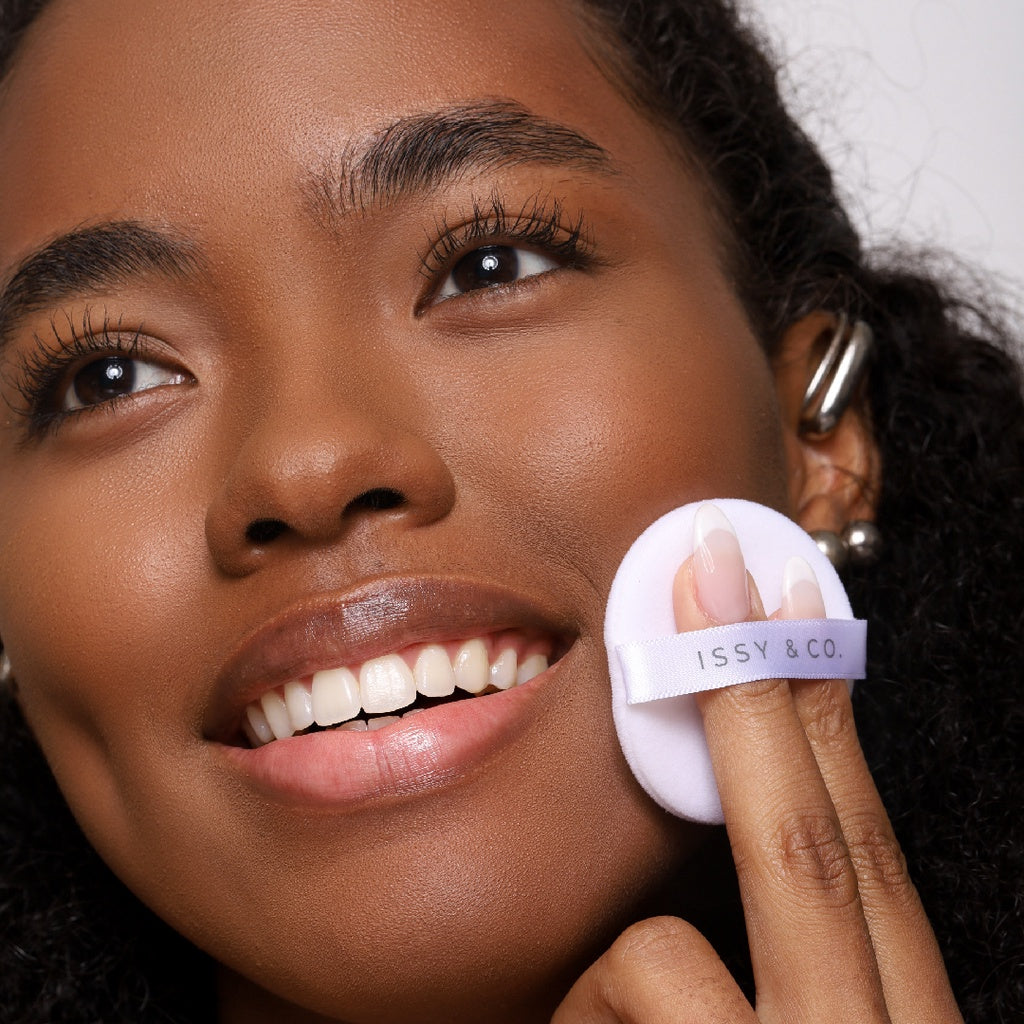 True Flex Powder Foundation in Saddle (OLD PACKAGING)