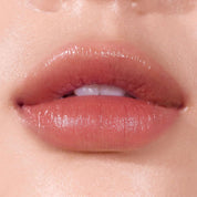 Ink Mood Glowy Balm in #02 Coral Brunch